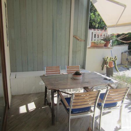 Monolocale San Pantaleo Apartment Ngoại thất bức ảnh