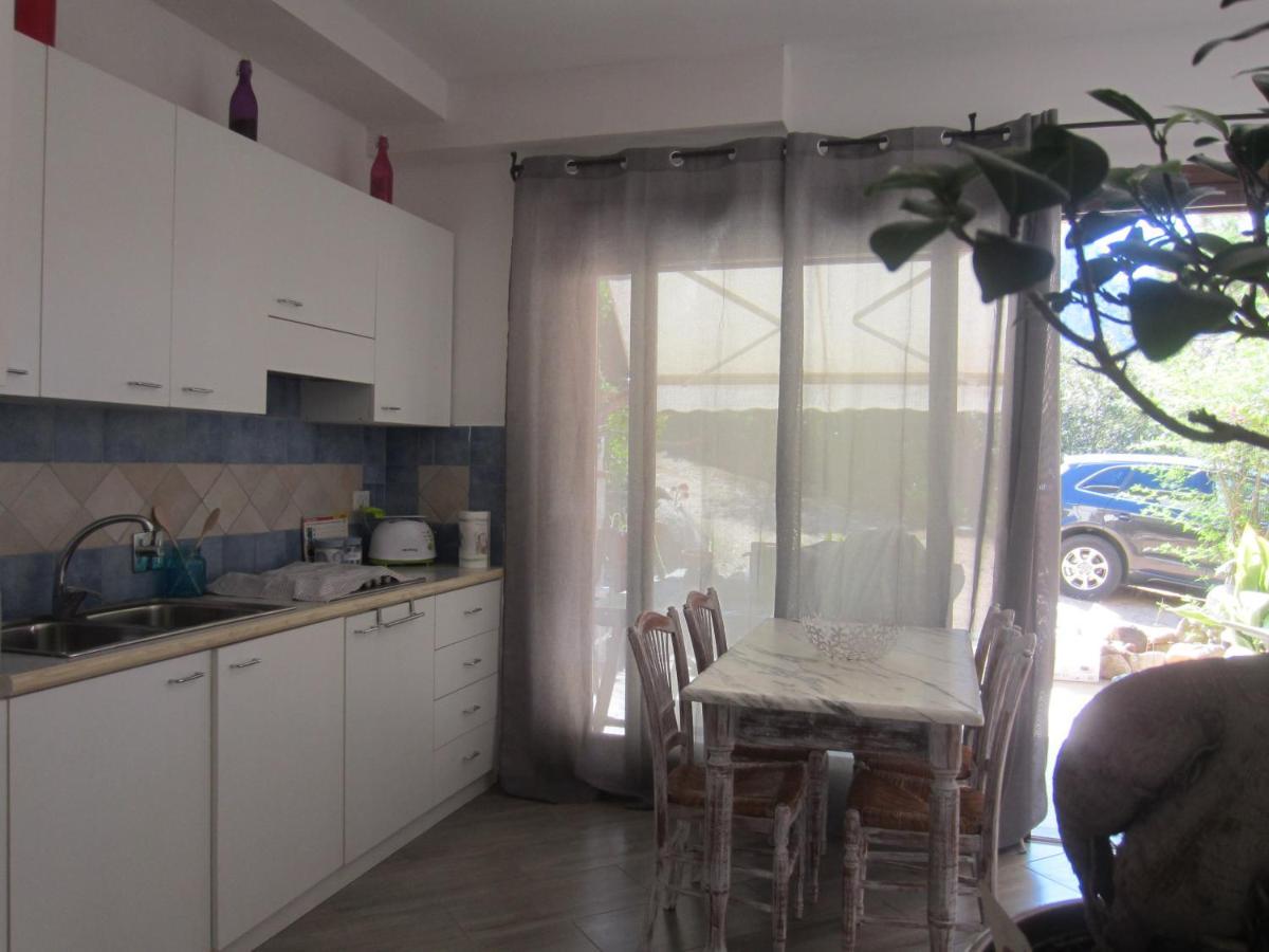 Monolocale San Pantaleo Apartment Ngoại thất bức ảnh